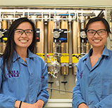 Doctoral Twins Inspire Young Scientists