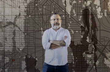 Professor Andy Papachristos