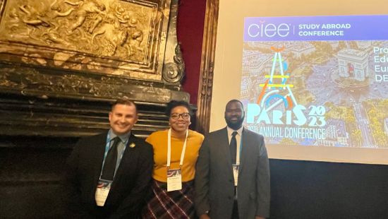 Norvell presents at CIEE Paris 