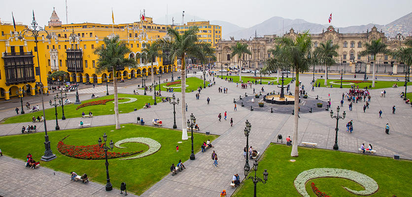 Pontificia Universidad Catolica del Peru program photo feature 