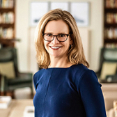 elizabeth lenaghan headshot