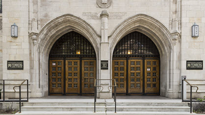 Entrance to Feinberg building in Downtown Chicago