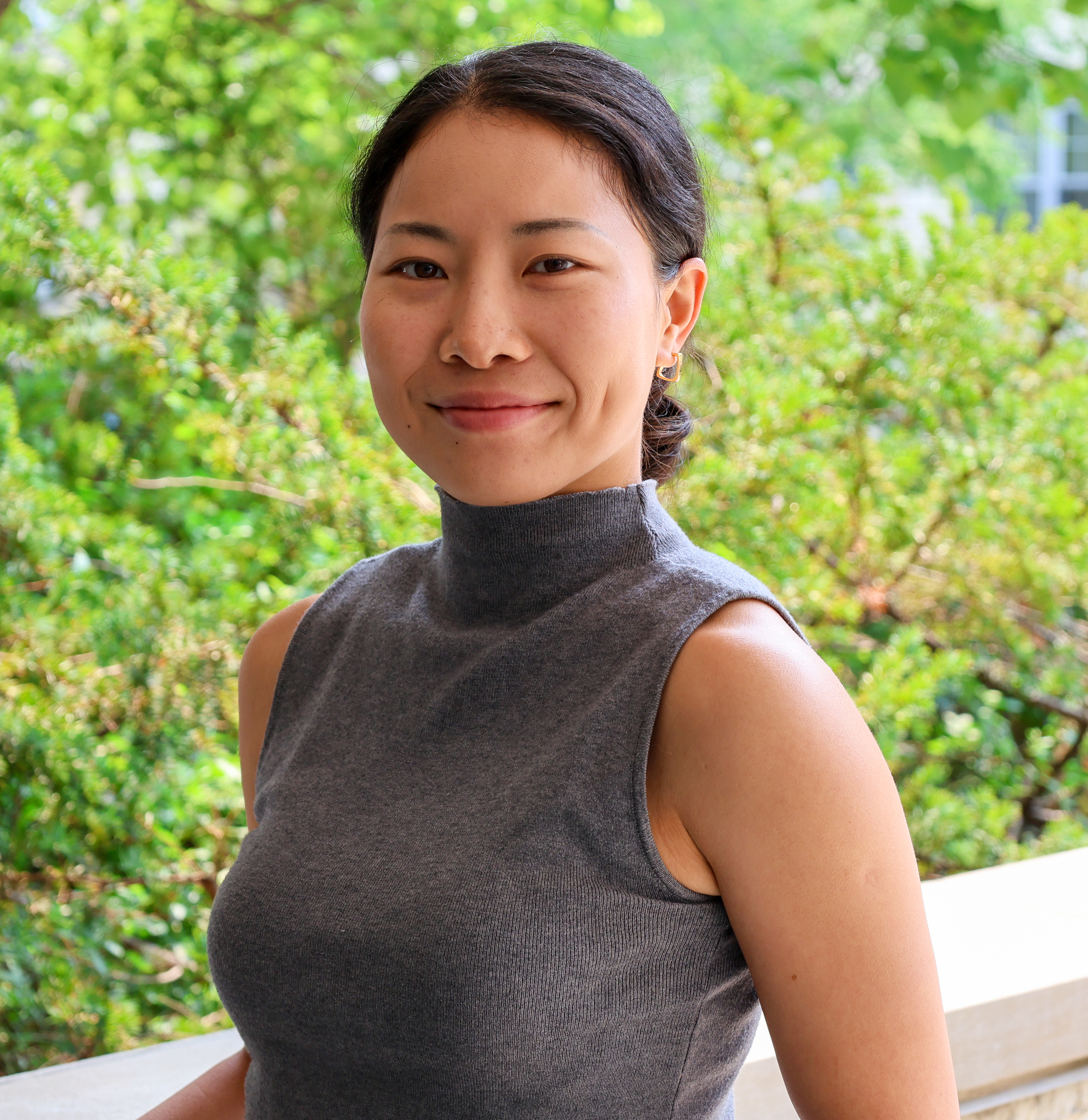 Lina Zhu
