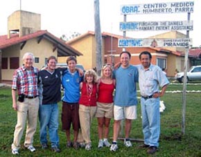 A photo of Feinberg professor Mark Molitch and his wife,