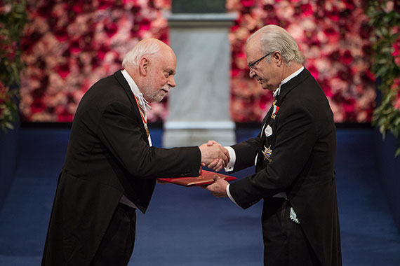 Fraser Stoddart and King Carl XVI Gustaf