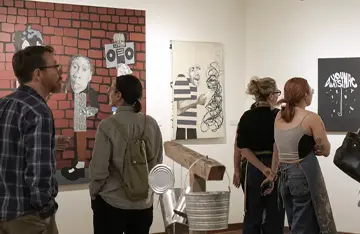 students at the gallery