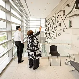 President Chiang enjoys a tour of The Block Museum of Art.