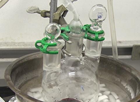 alkali metal-chalcogen reaction